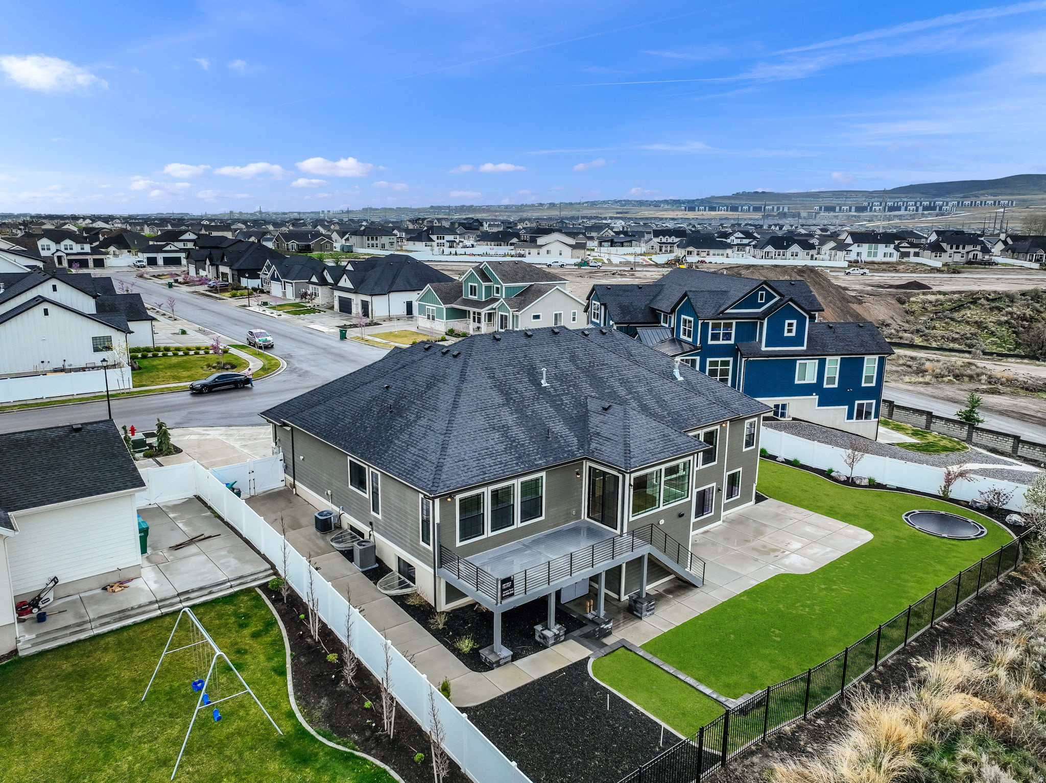 HOLBROOK FARMS - Residential