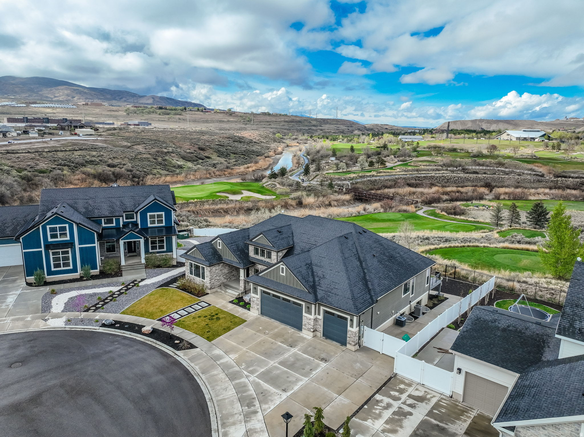 HOLBROOK FARMS - Residential