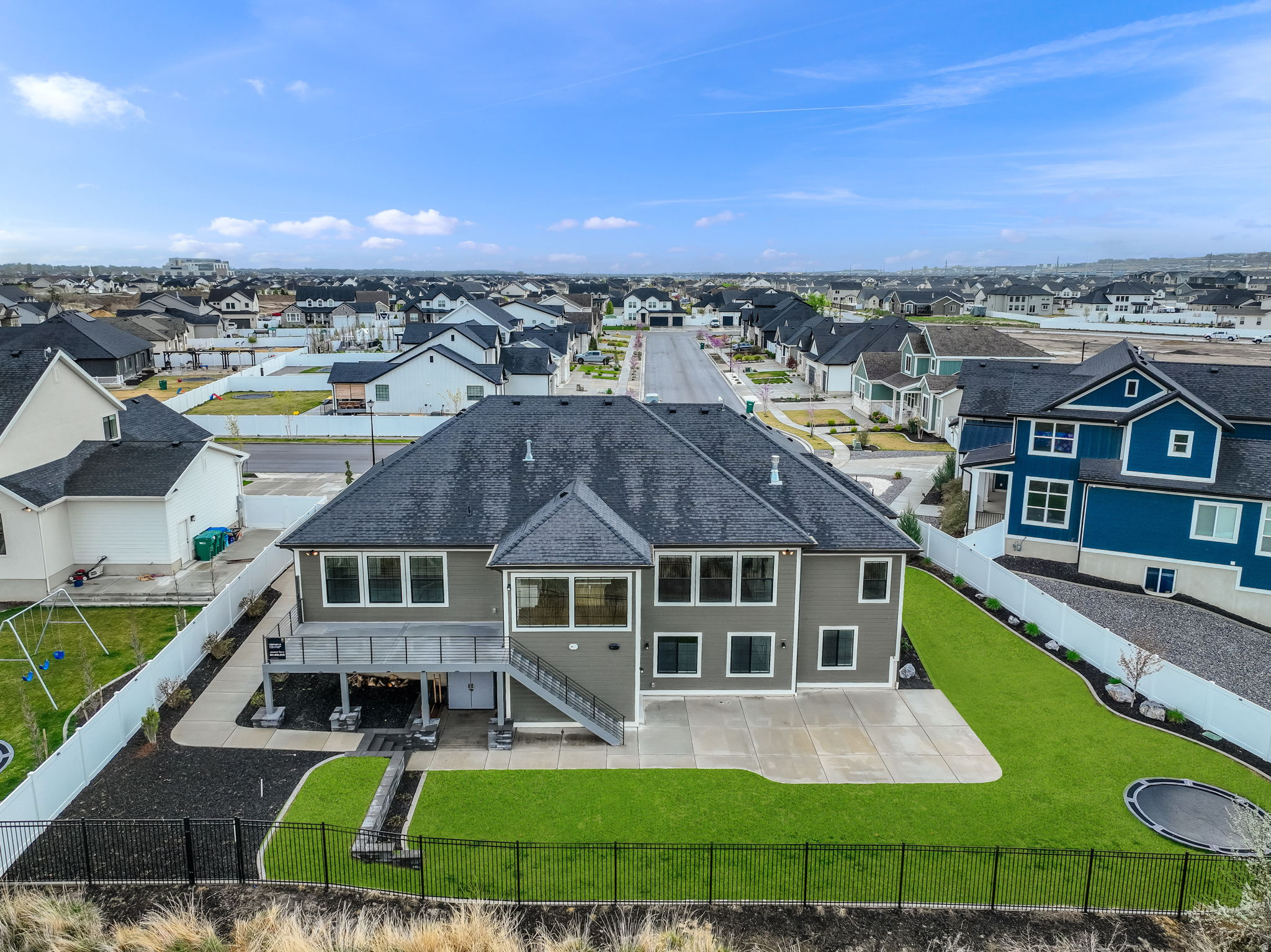 HOLBROOK FARMS - Residential