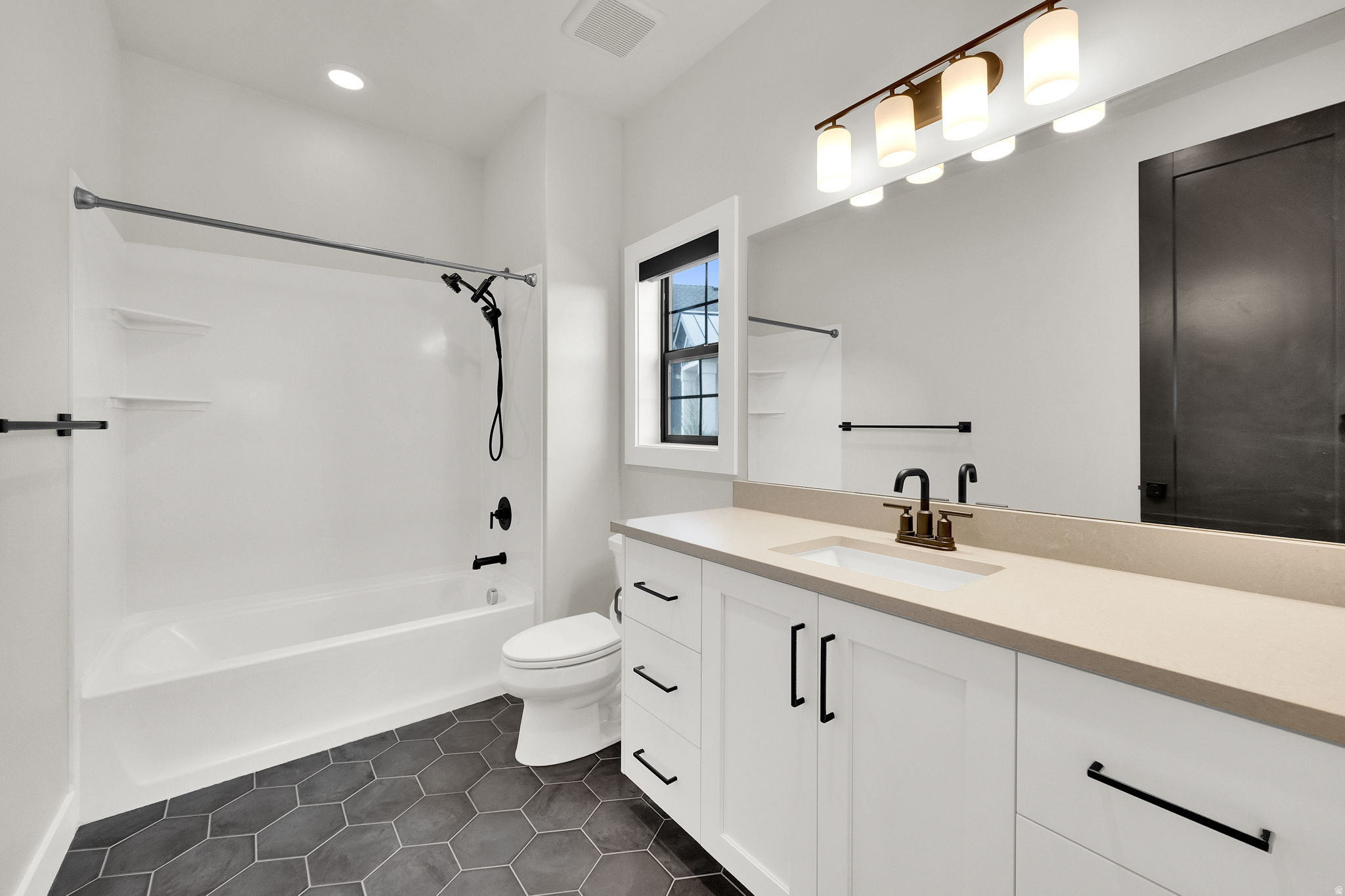 HOLBROOK FARMS - Residential