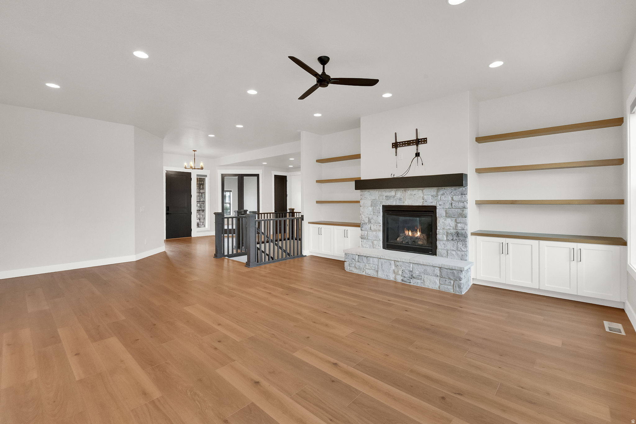 HOLBROOK FARMS - Residential