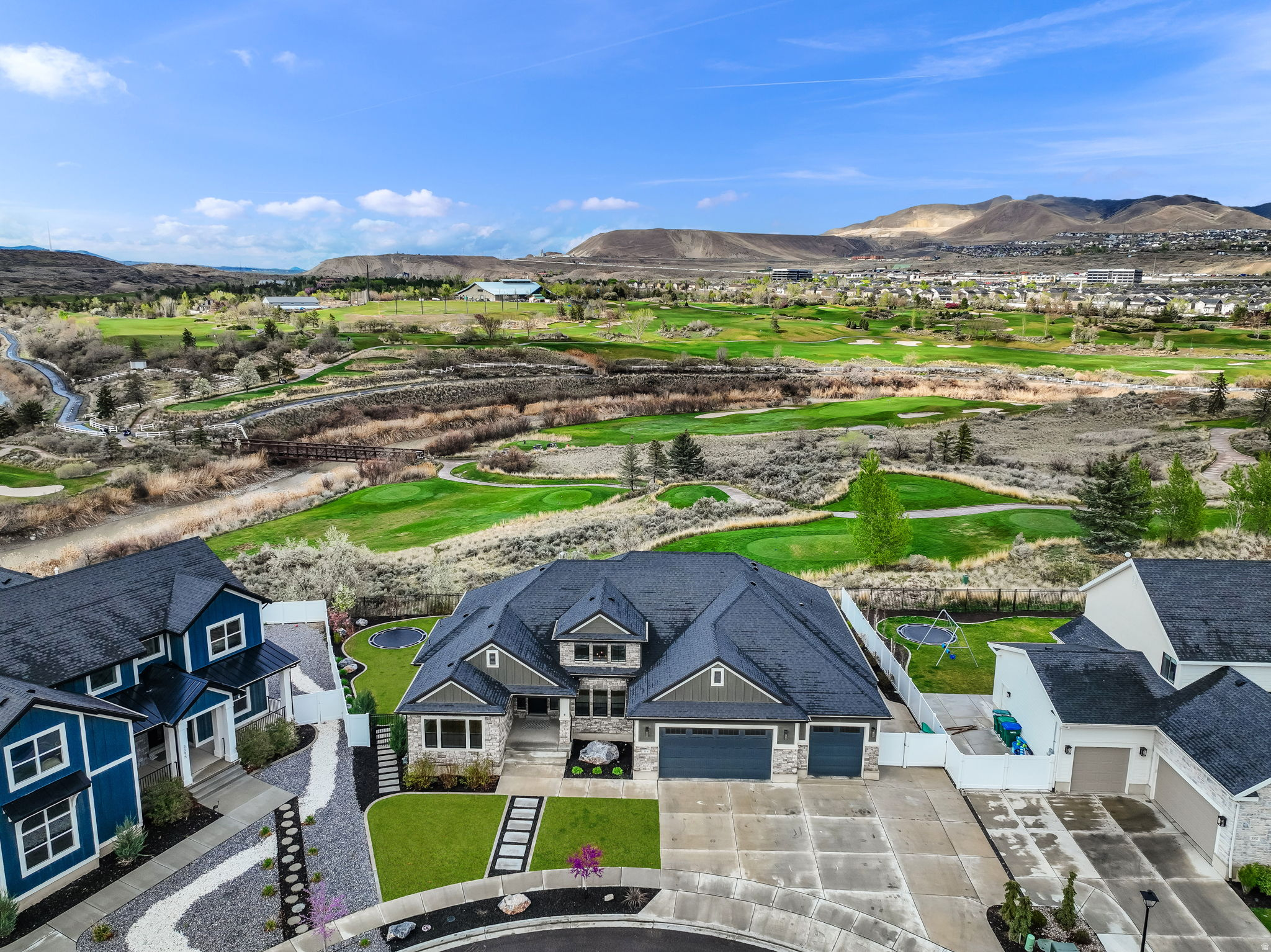 HOLBROOK FARMS - Residential