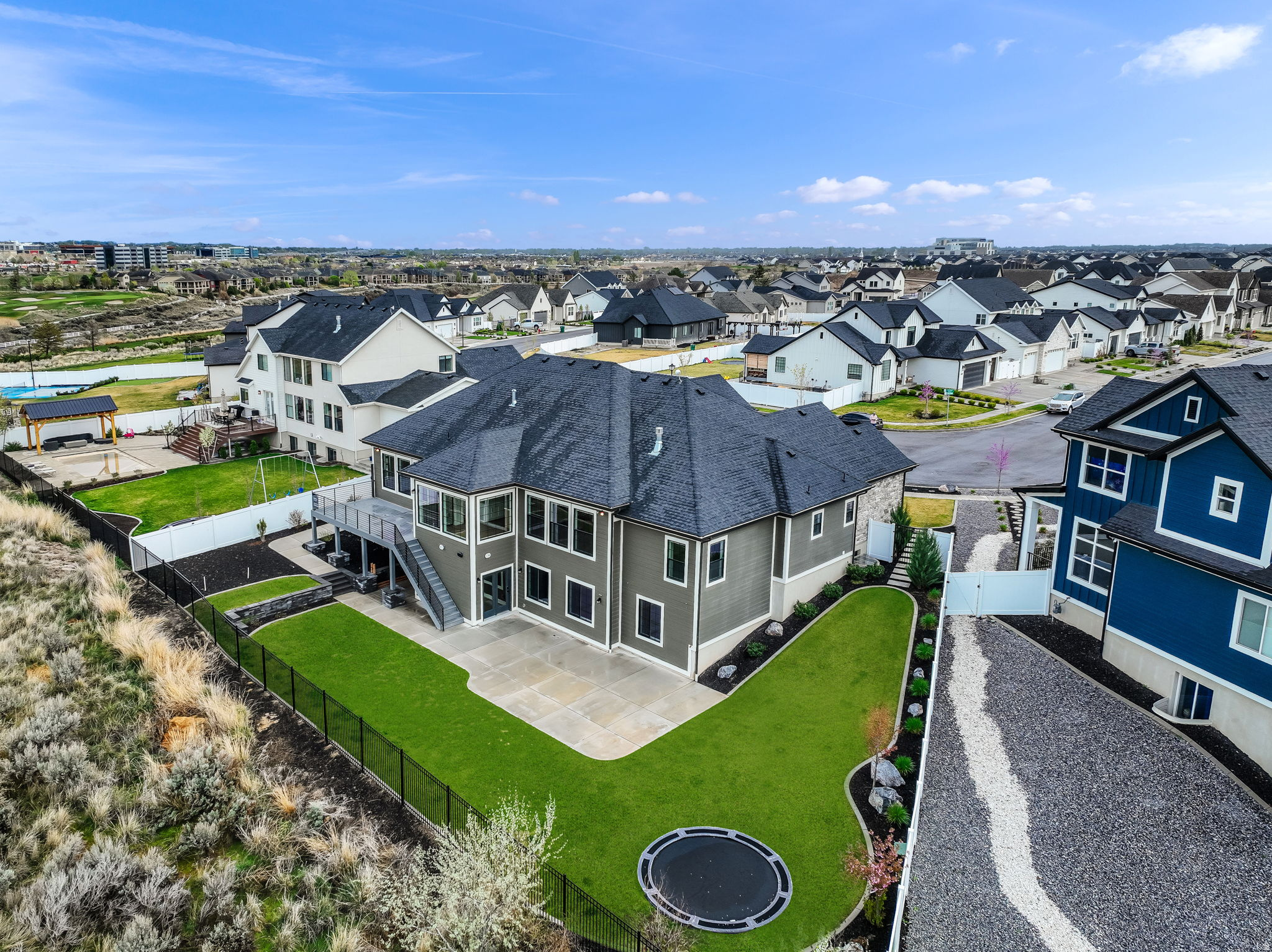 HOLBROOK FARMS - Residential