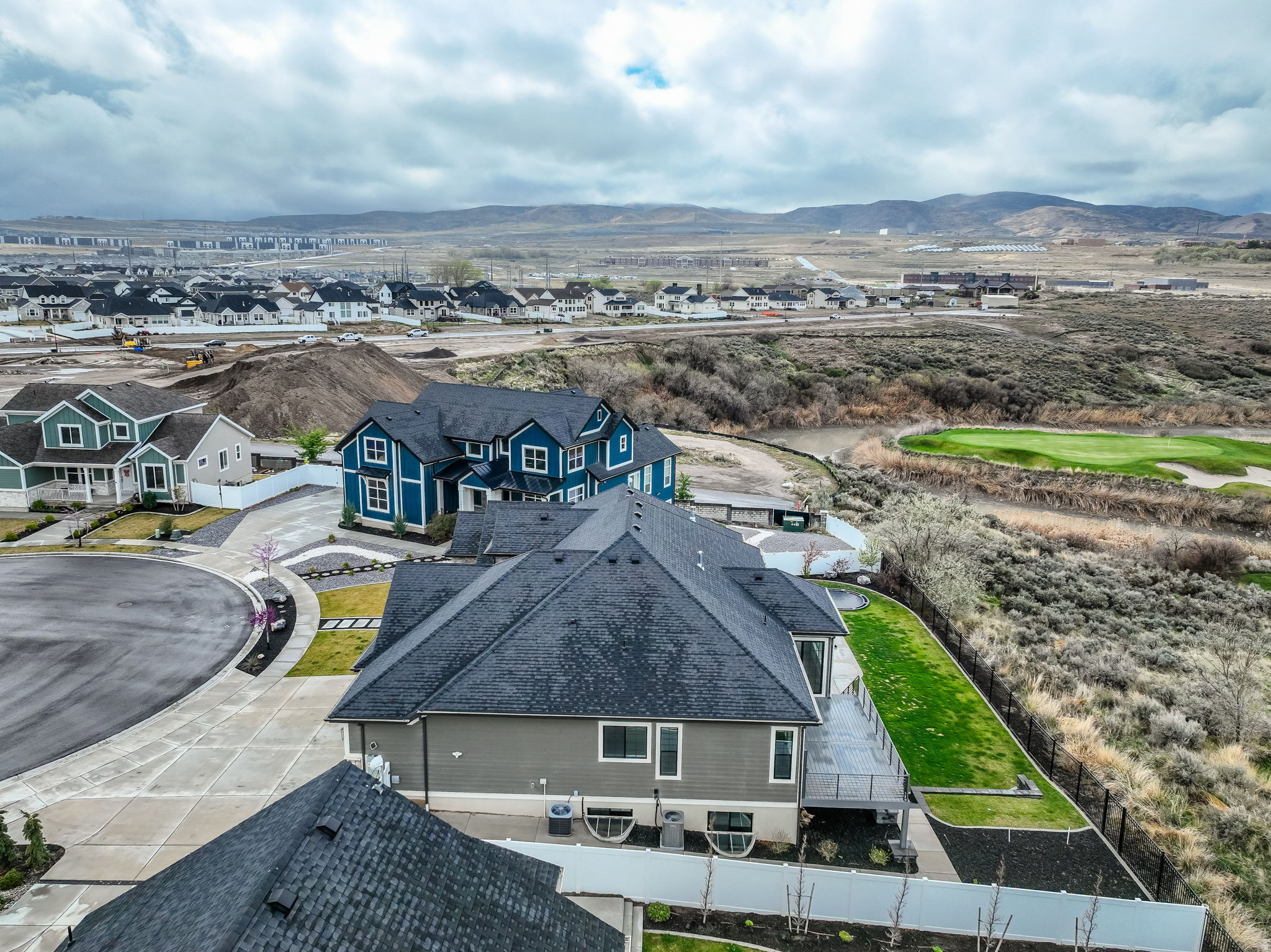 HOLBROOK FARMS - Residential