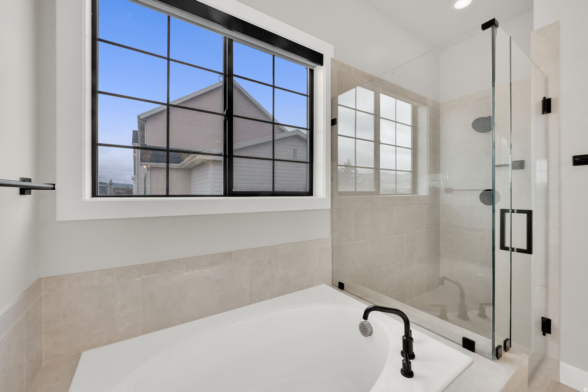 HOLBROOK FARMS - Residential