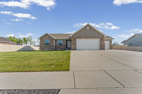 Tiny photo for 662 E 100 N, Tremonton, UT 84337 (MLS # 2157792)