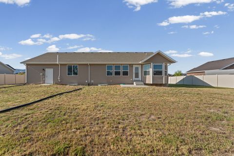Tiny photo for 662 E 100 N, Tremonton, UT 84337 (MLS # 2157792)