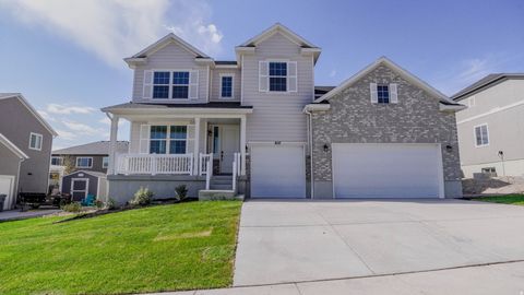 Photo of 857 W BLACK TAIL ST S #218, Saratoga Springs, UT 84045 (MLS # 2122163)