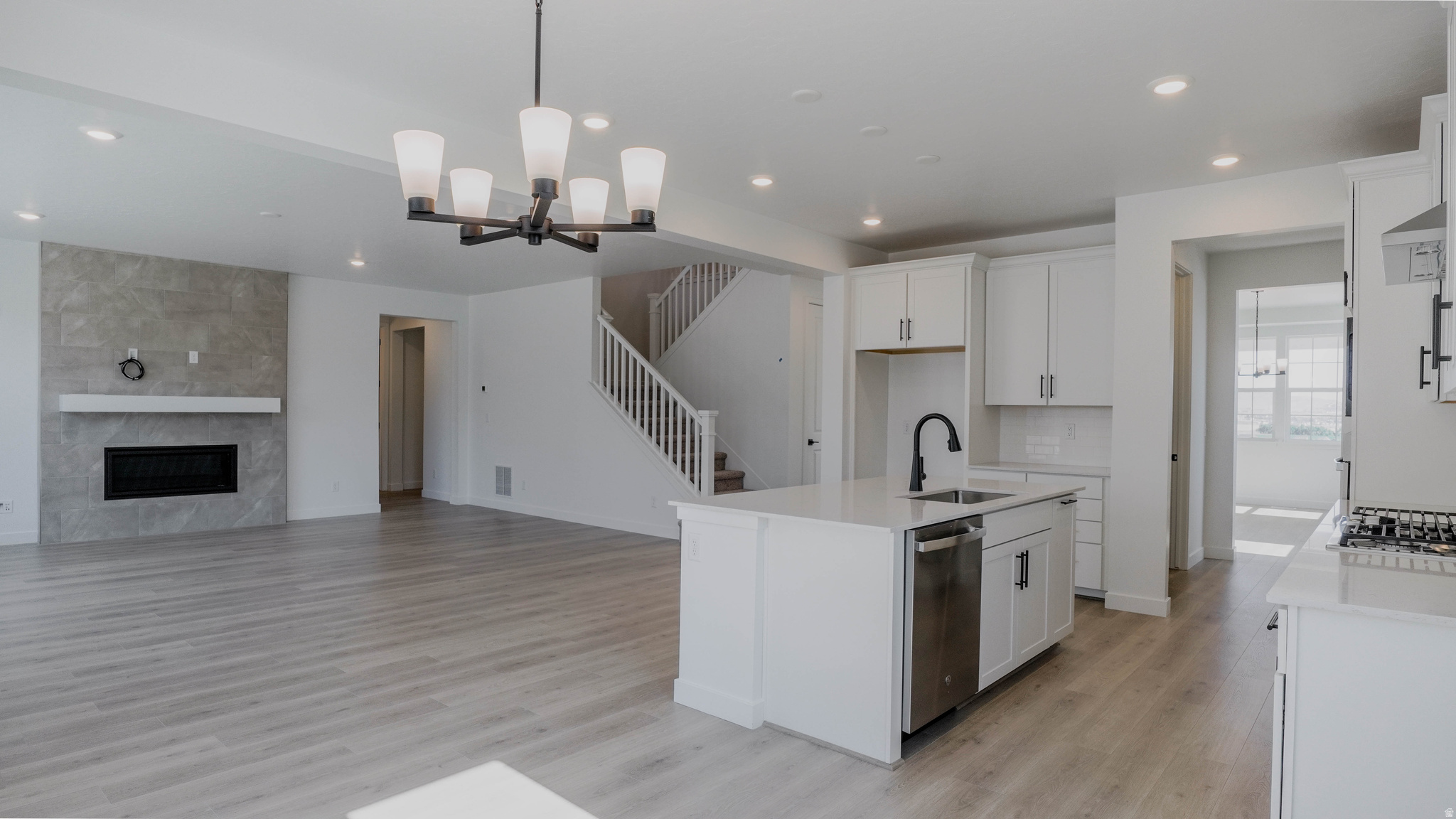 CANTON RIDGE - Residential