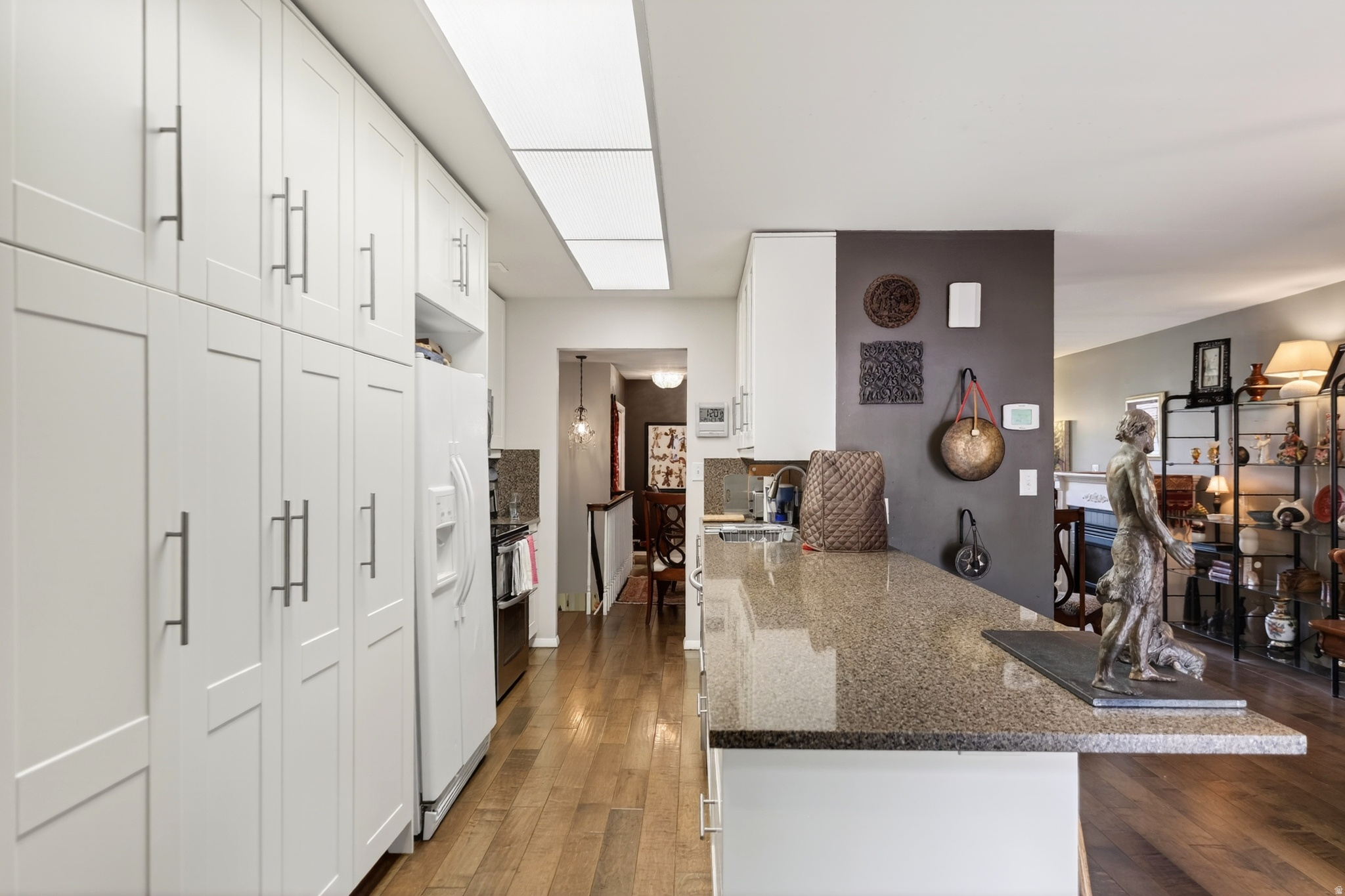 THREE FOUNTAINS - Residential