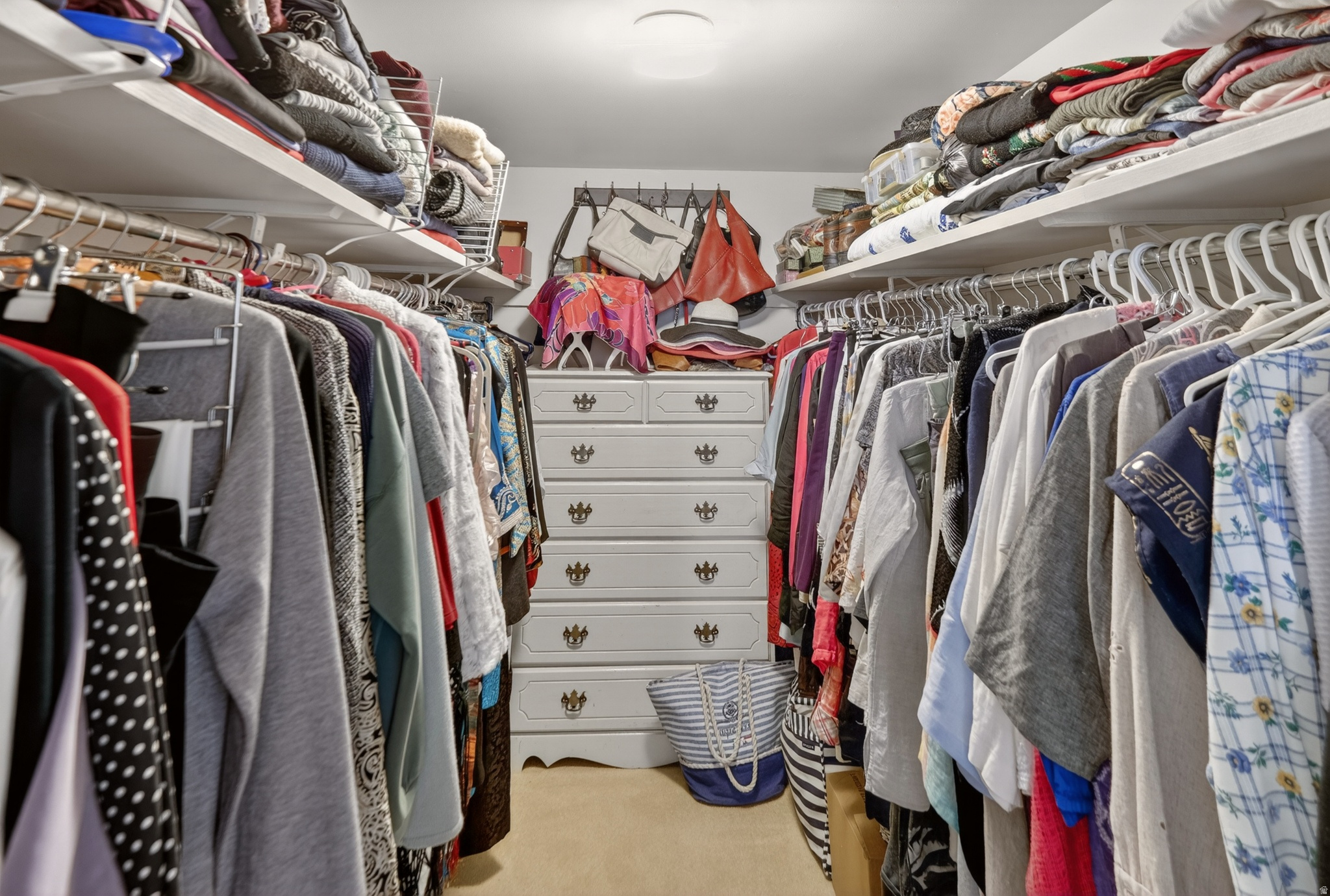 THREE FOUNTAINS - Residential