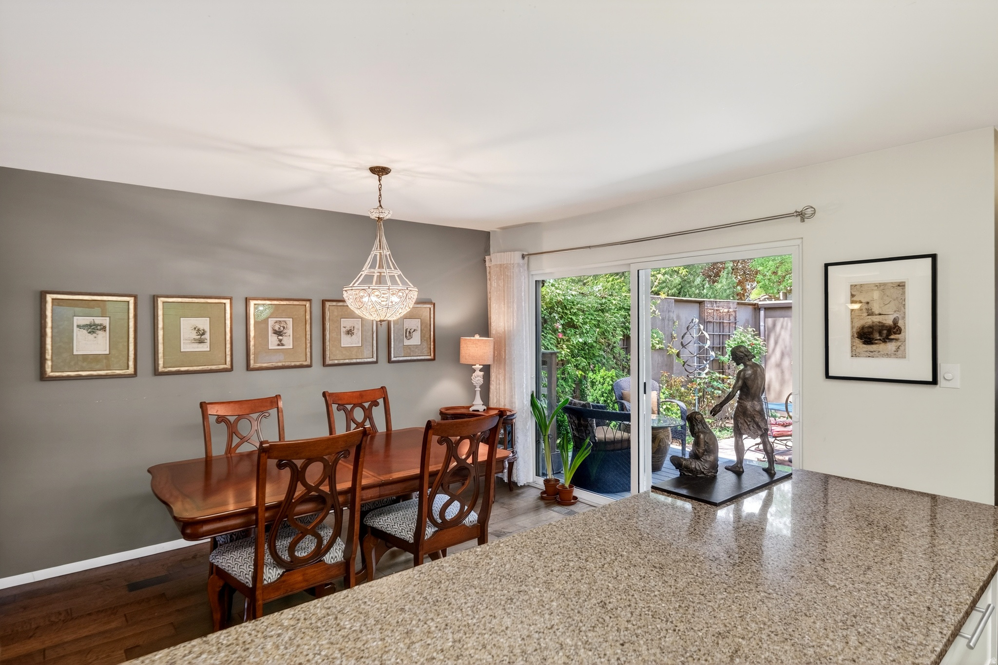 THREE FOUNTAINS - Residential