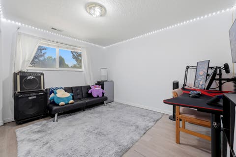 Tiny photo for 106 W 575 N, Kaysville, UT 84037 (MLS # 2177068)