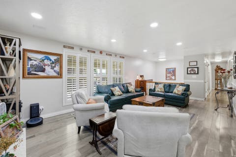 Tiny photo for 106 W 575 N, Kaysville, UT 84037 (MLS # 2177068)