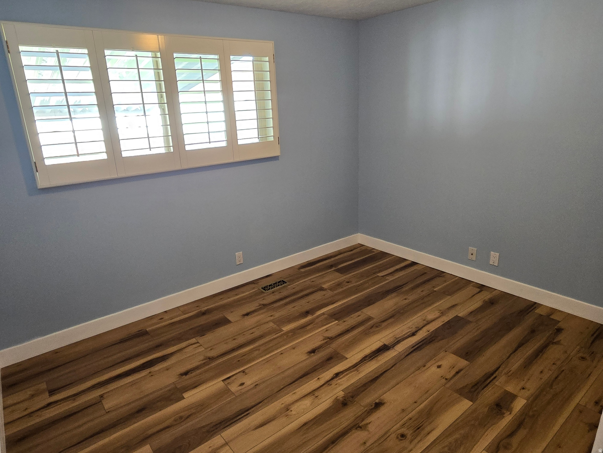 COUNTRY SQUIRE ESTATES - Residential