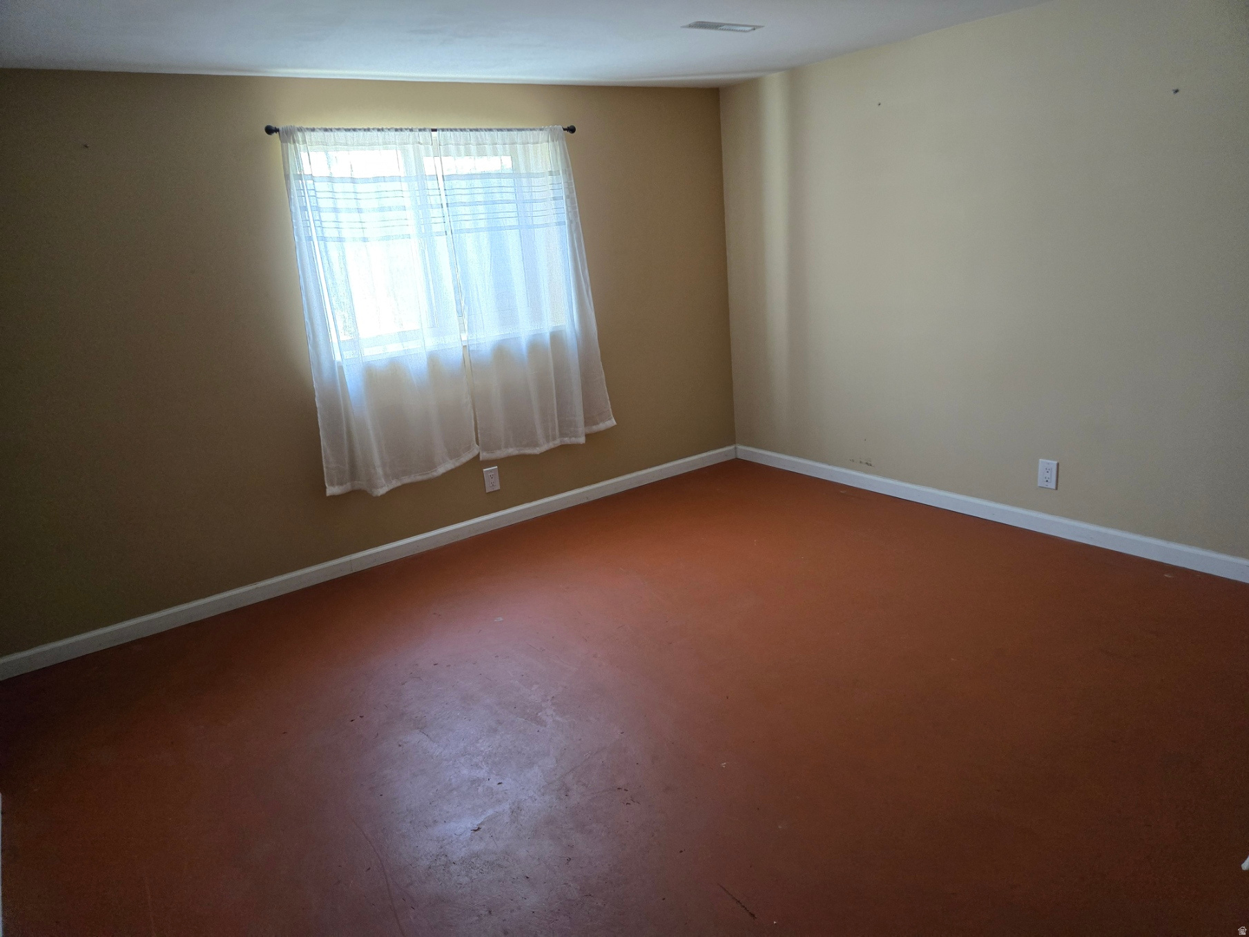 COUNTRY SQUIRE ESTATES - Residential