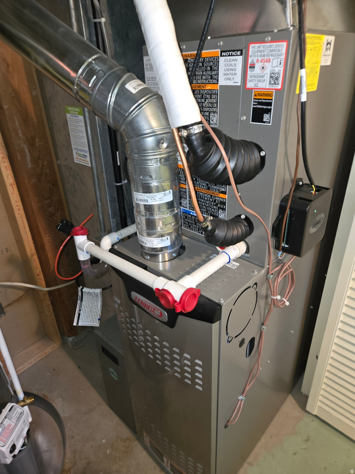 COUNTRY SQUIRE ESTATES - Residential