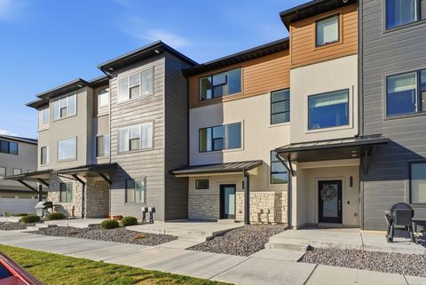 Photo of 511 S 1040 W #363, American Fork, UT 84003 (MLS # 2133682)