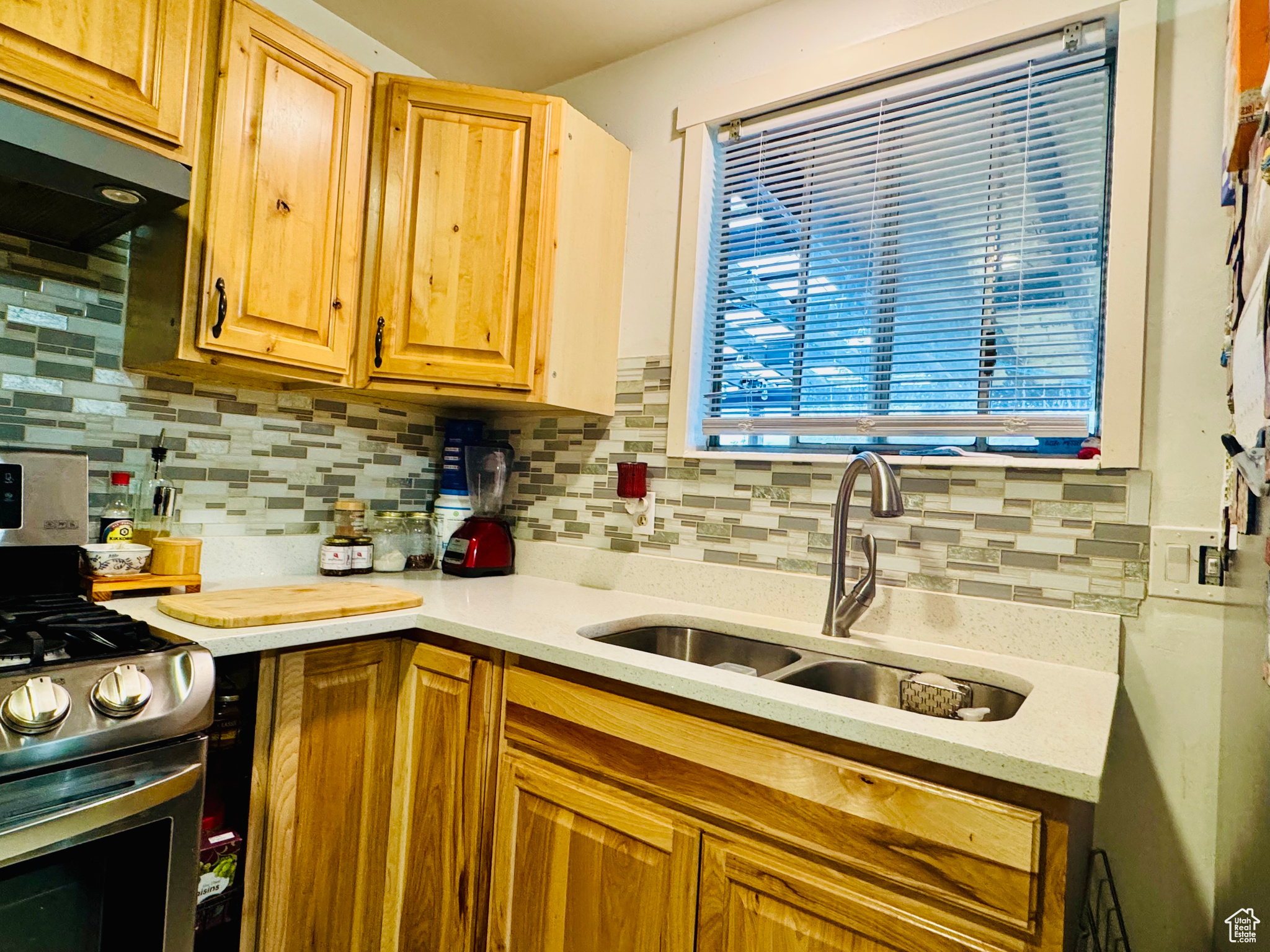 8129 W Armoridge Ln, Magna, Utah image 15