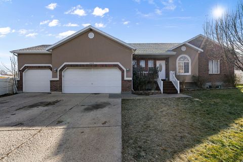 Photo of 3635 S EVENING LIGHT CV, Magna, UT 84044 (MLS # 2133270)
