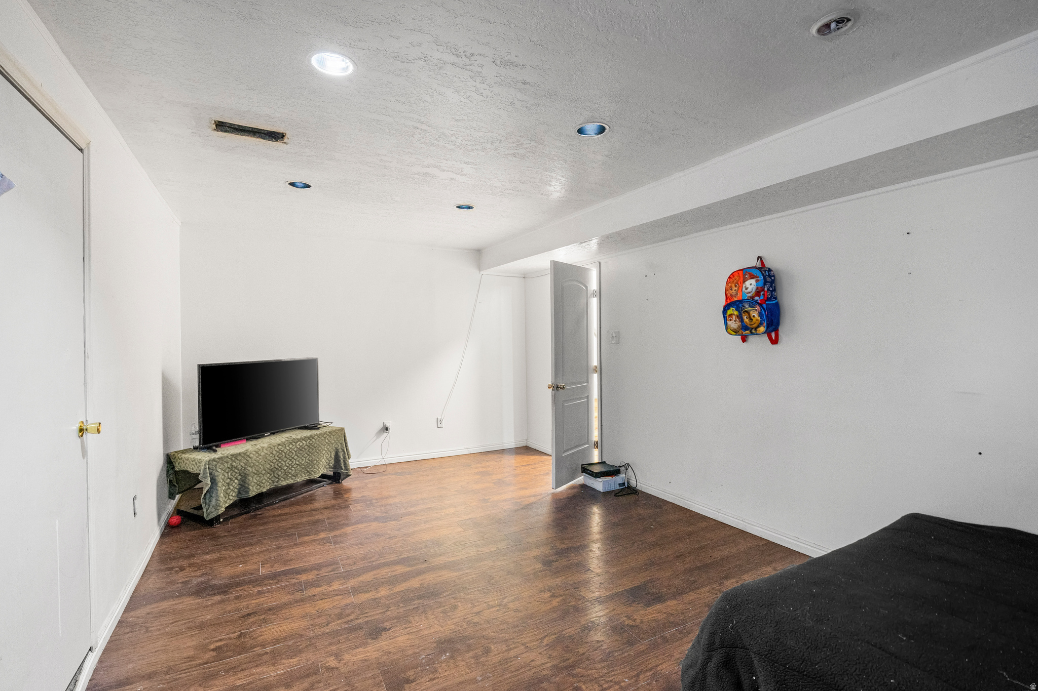 LAMPLIGHT VILLAGE - Residential