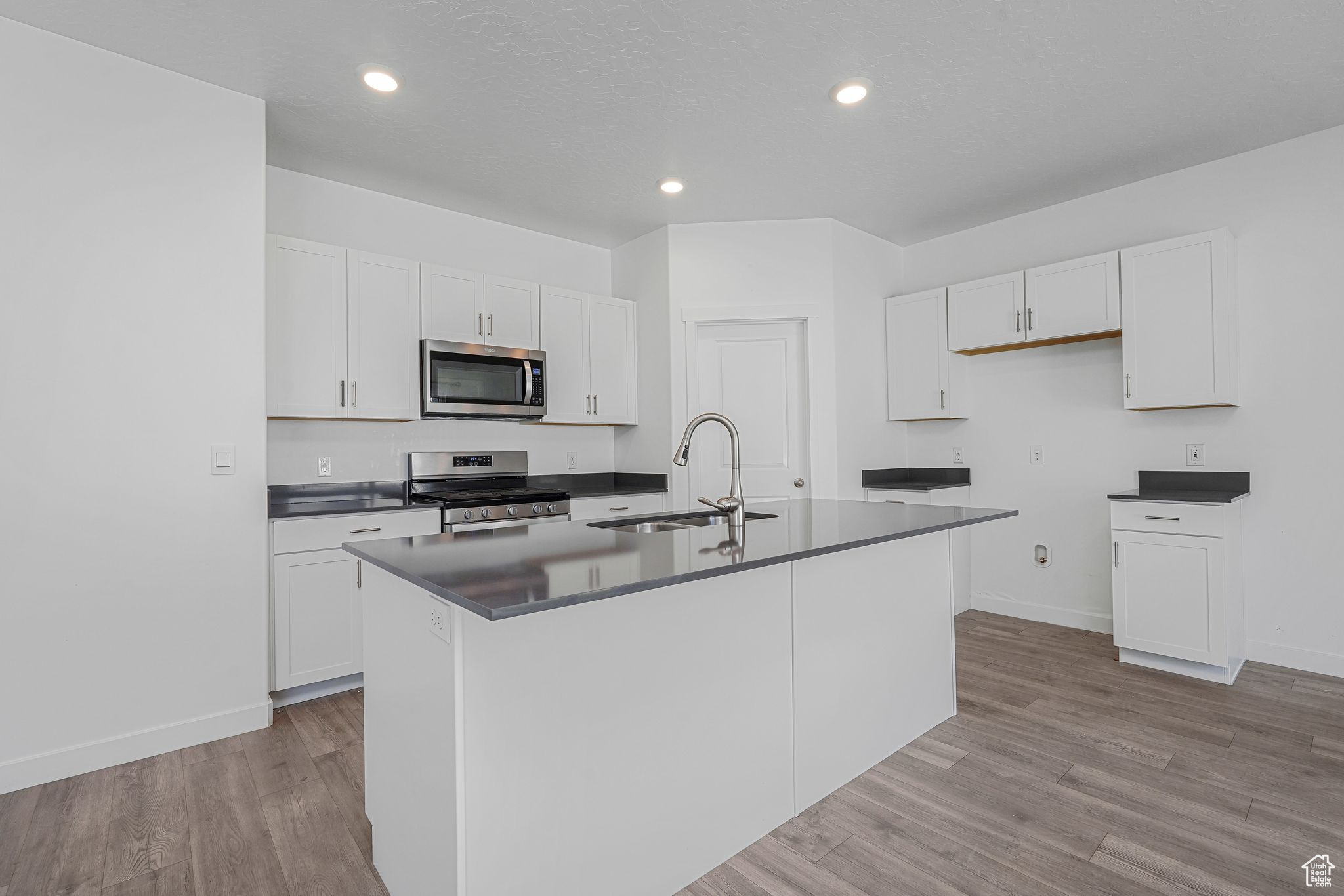 COLD SPRING RANCH - Residential
