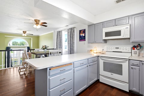 Tiny photo for 621 W 1000 N, Clinton, UT 84015 (MLS # 2170583)