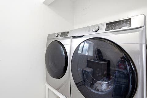 Tiny photo for 621 W 1000 N, Clinton, UT 84015 (MLS # 2170583)