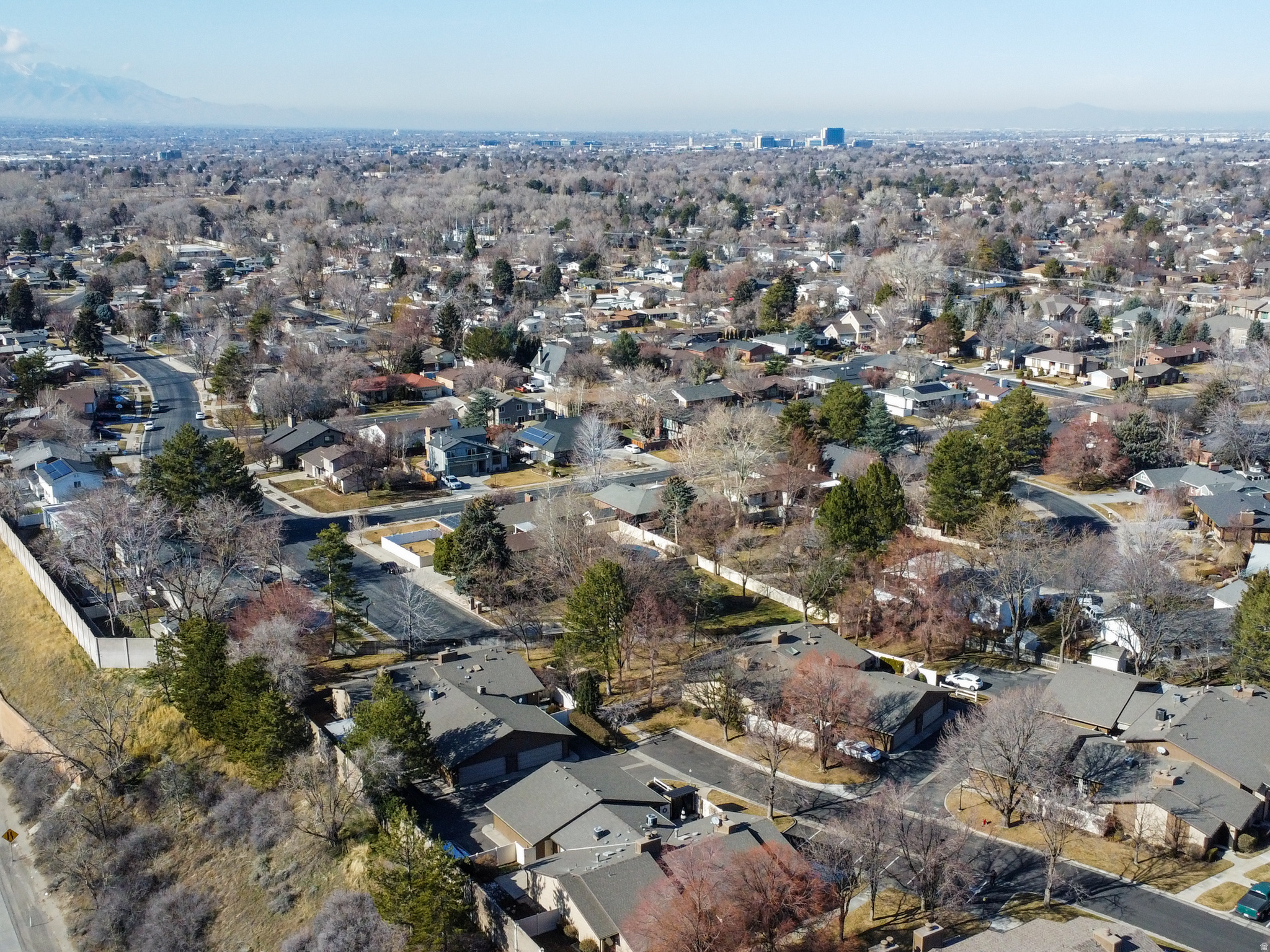 BROOKSTONE - Residential