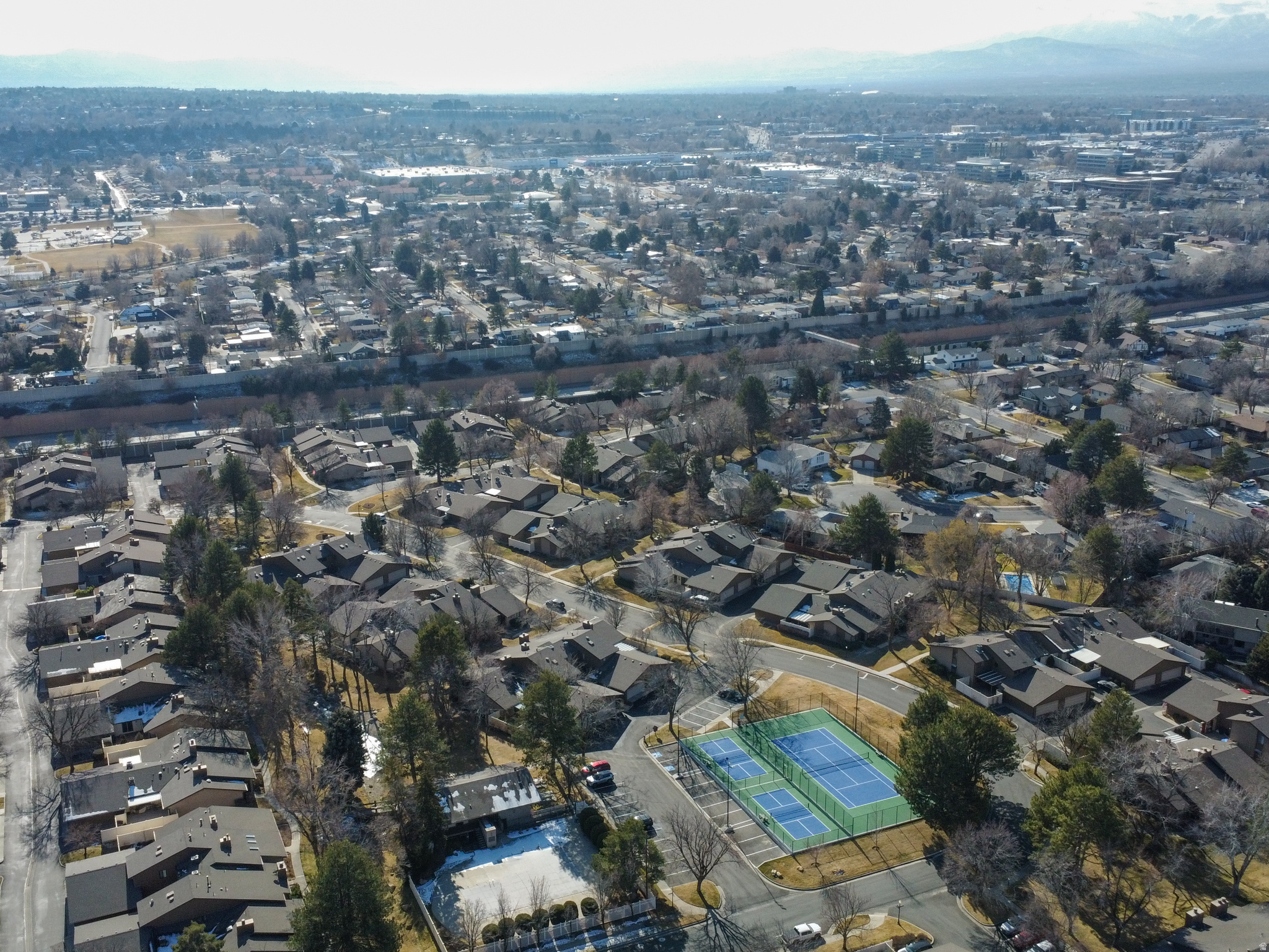 BROOKSTONE - Residential