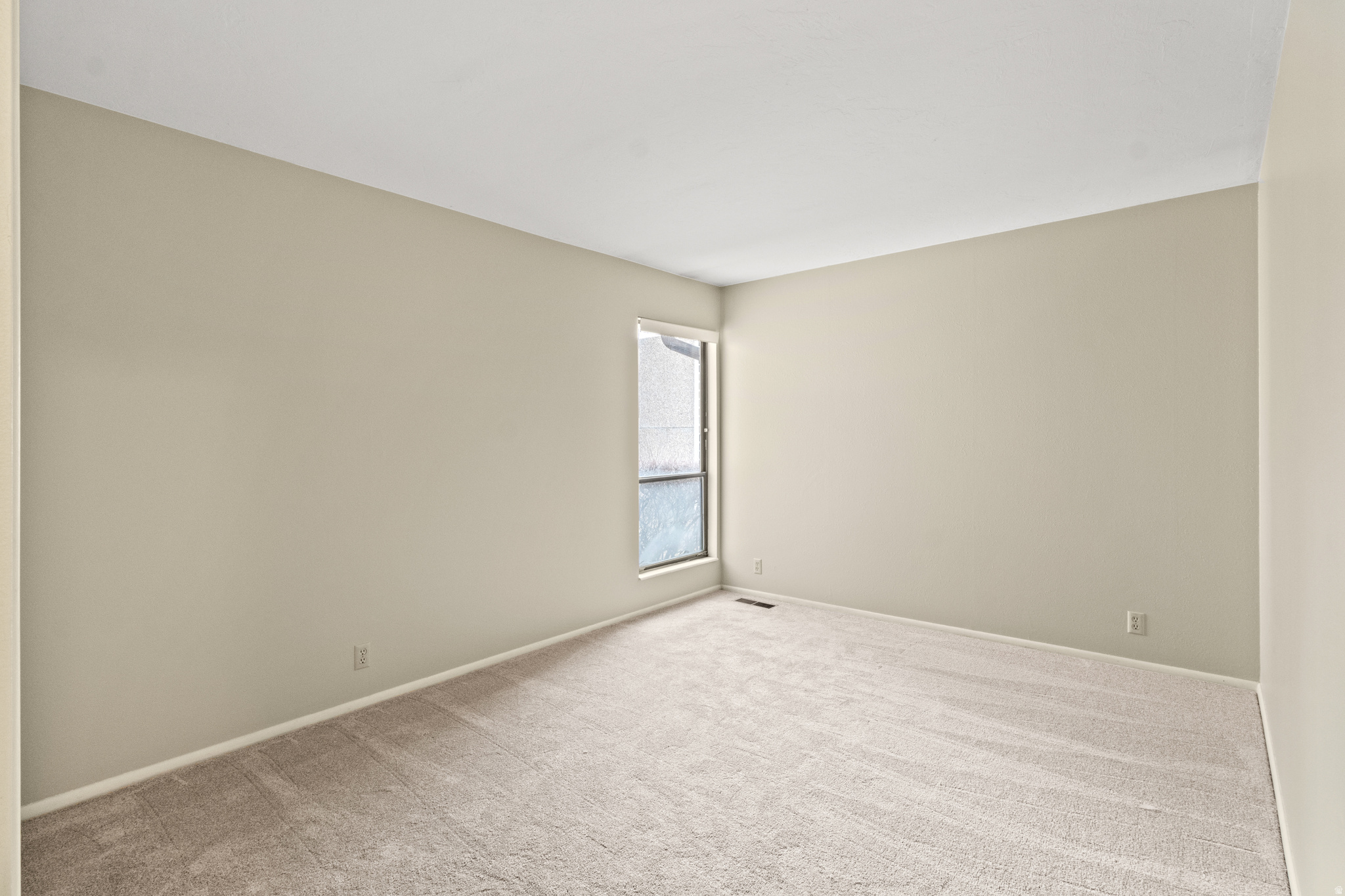 BROOKSTONE - Residential