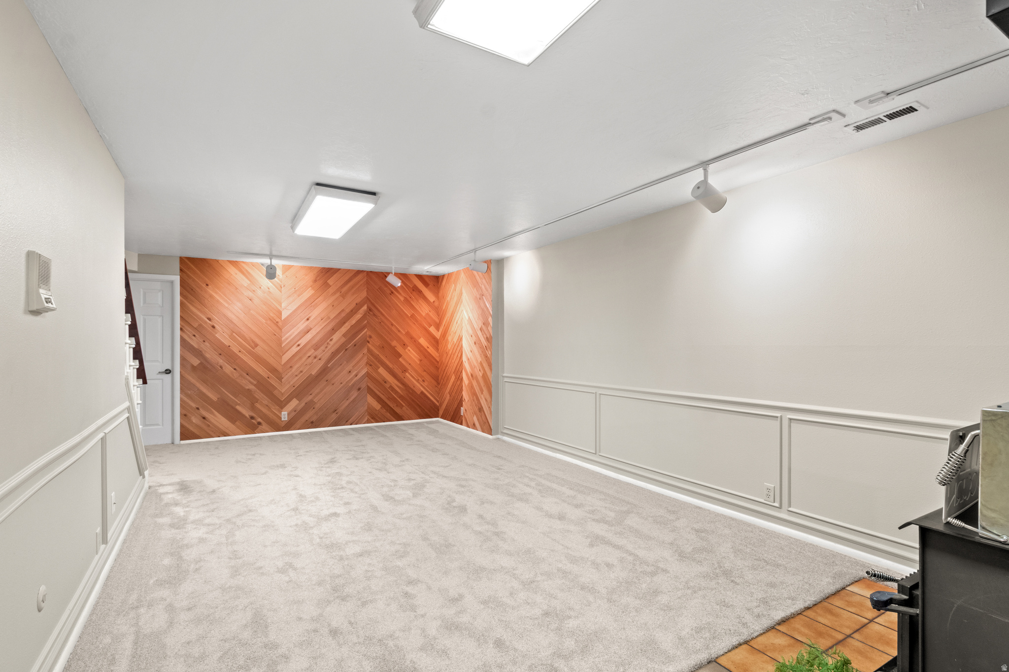 BROOKSTONE - Residential