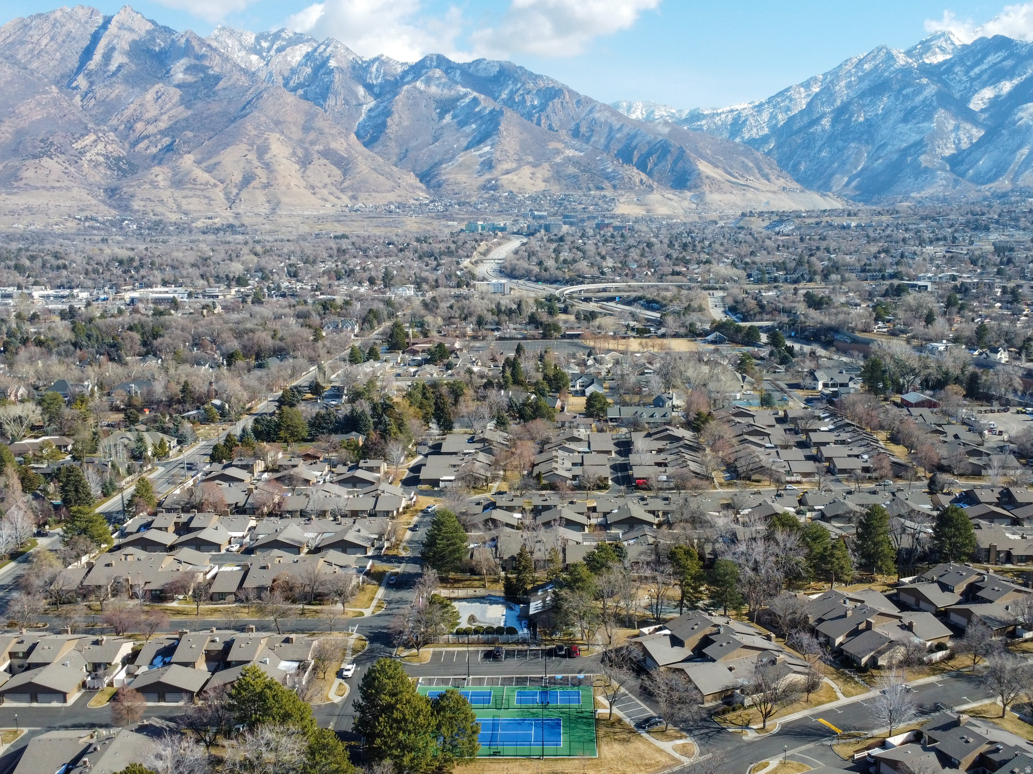 BROOKSTONE - Residential