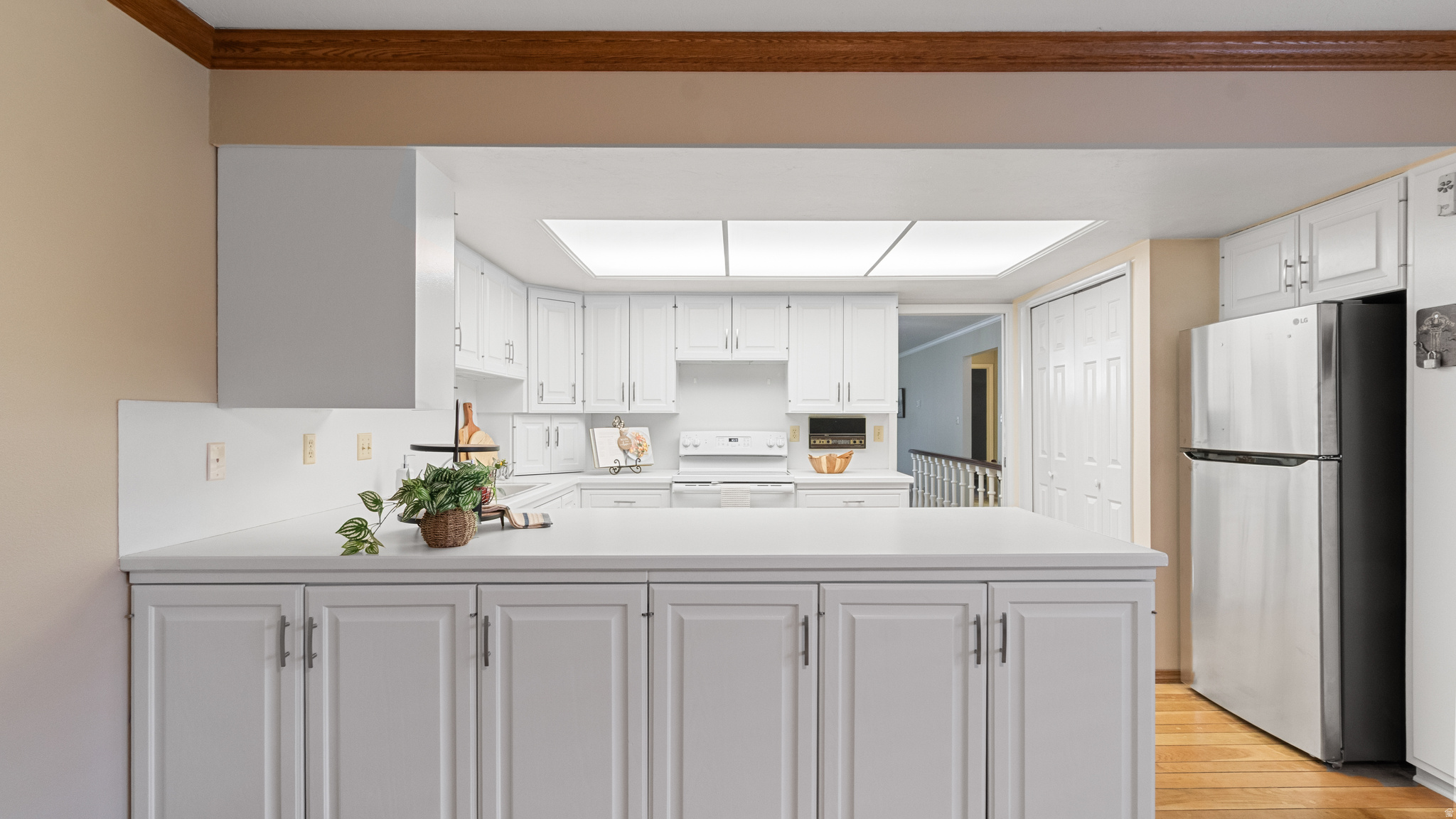 BROOKSTONE - Residential