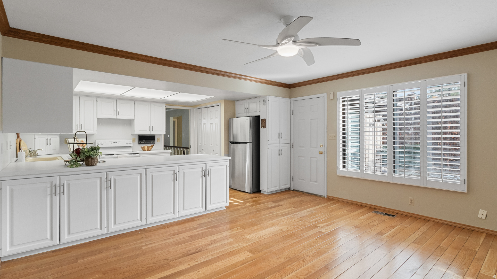 BROOKSTONE - Residential