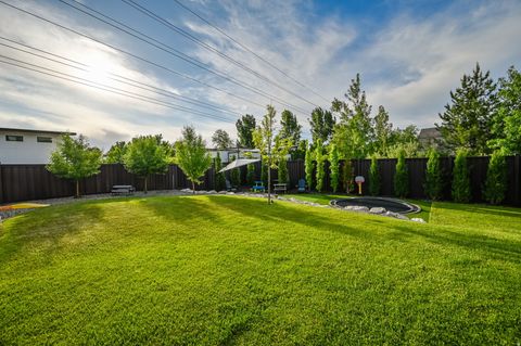 Tiny photo for 8122 S WILLOW CV, Cottonwood Heights, UT 84093 (MLS # 2127035)