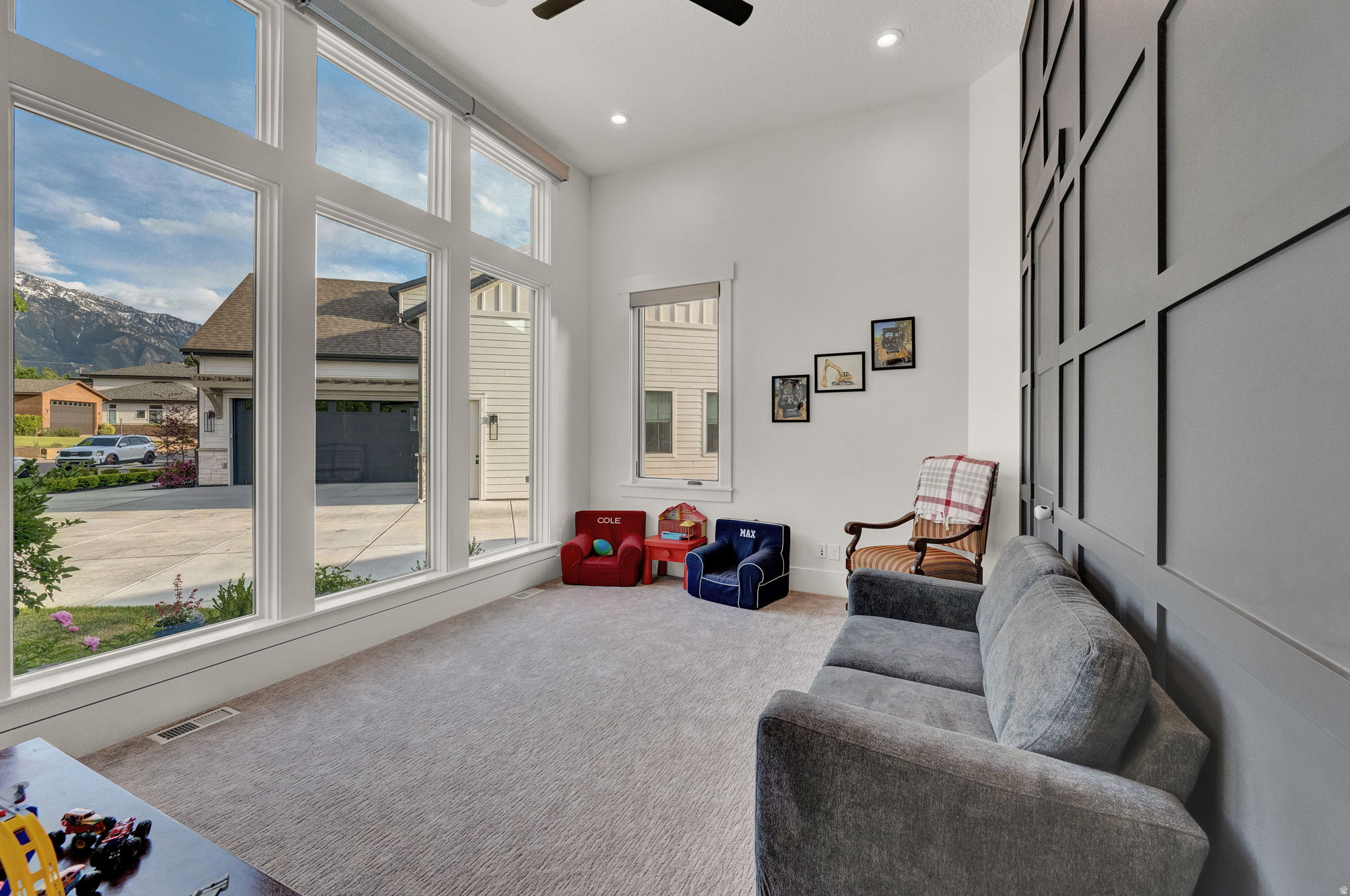 FLINT 2 LOT - Residential