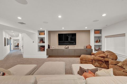 Tiny photo for 8122 S WILLOW CV, Cottonwood Heights, UT 84093 (MLS # 2127035)