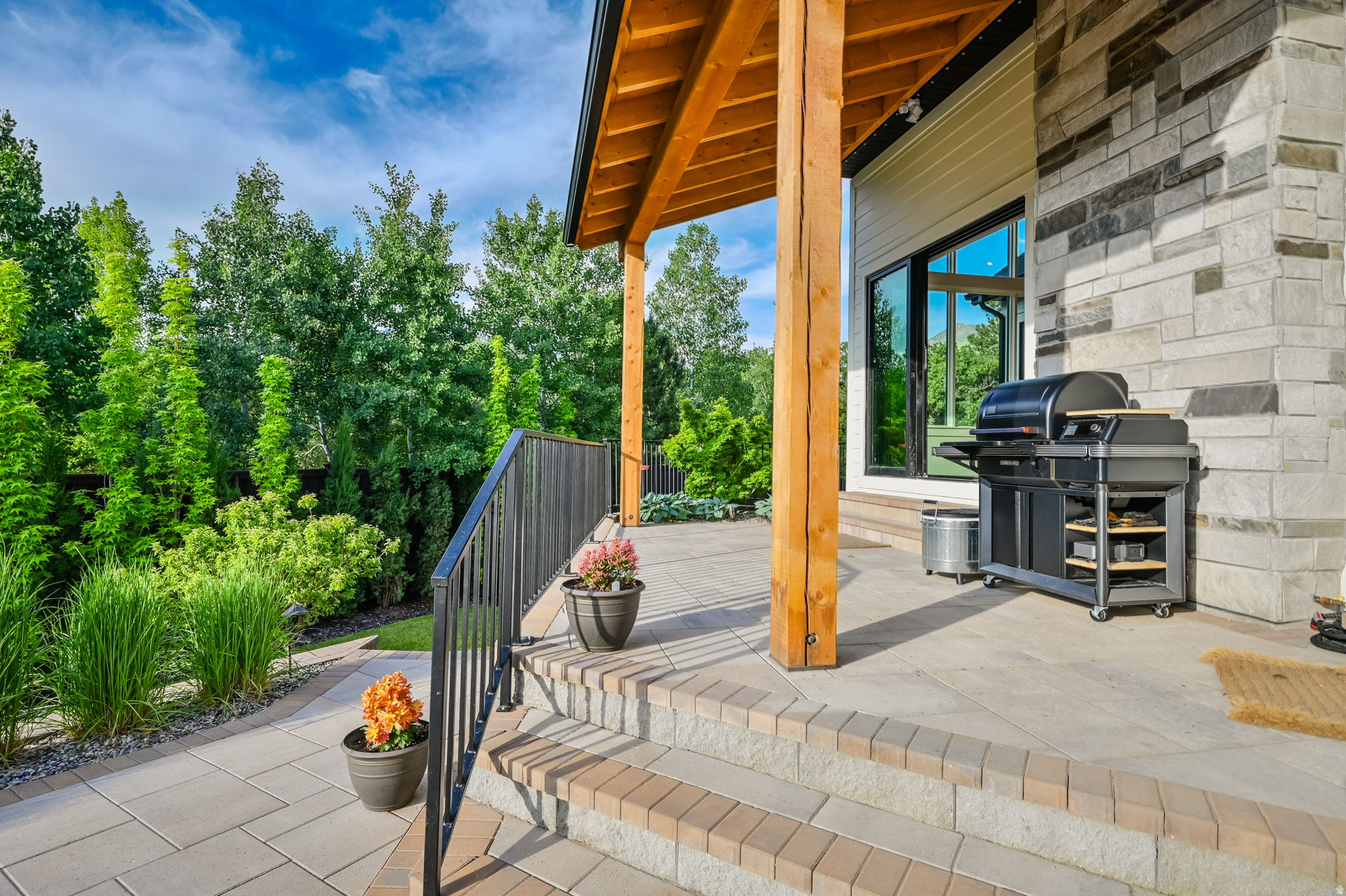 FLINT 2 LOT - Residential