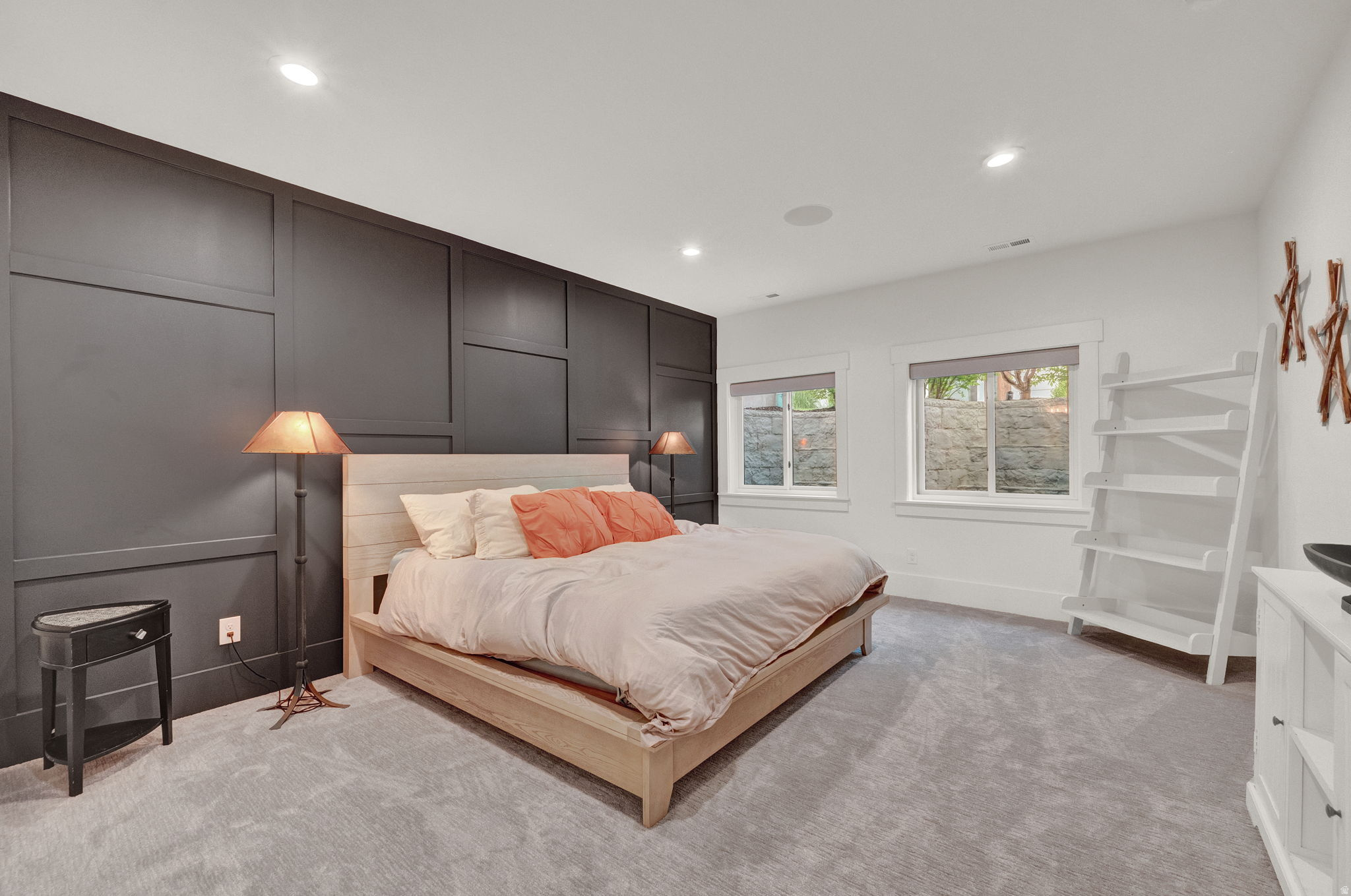 FLINT 2 LOT - Residential