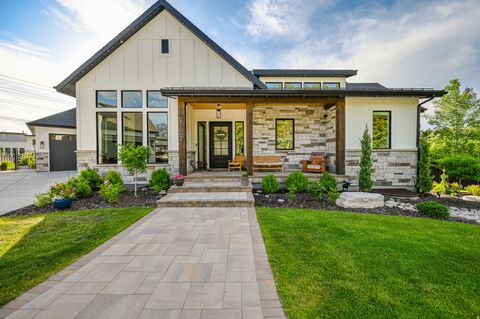 Tiny photo for 8122 S WILLOW CV, Cottonwood Heights, UT 84093 (MLS # 2127035)