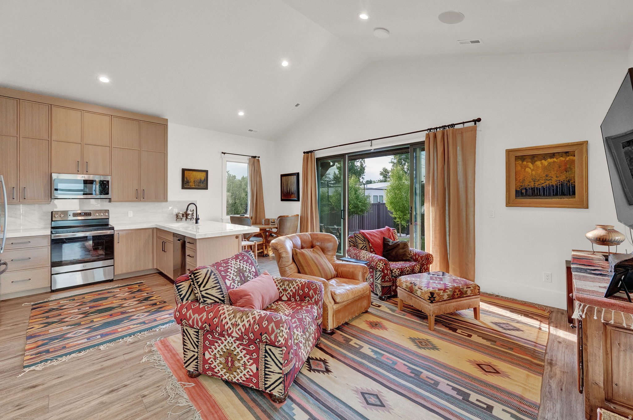 FLINT 2 LOT - Residential