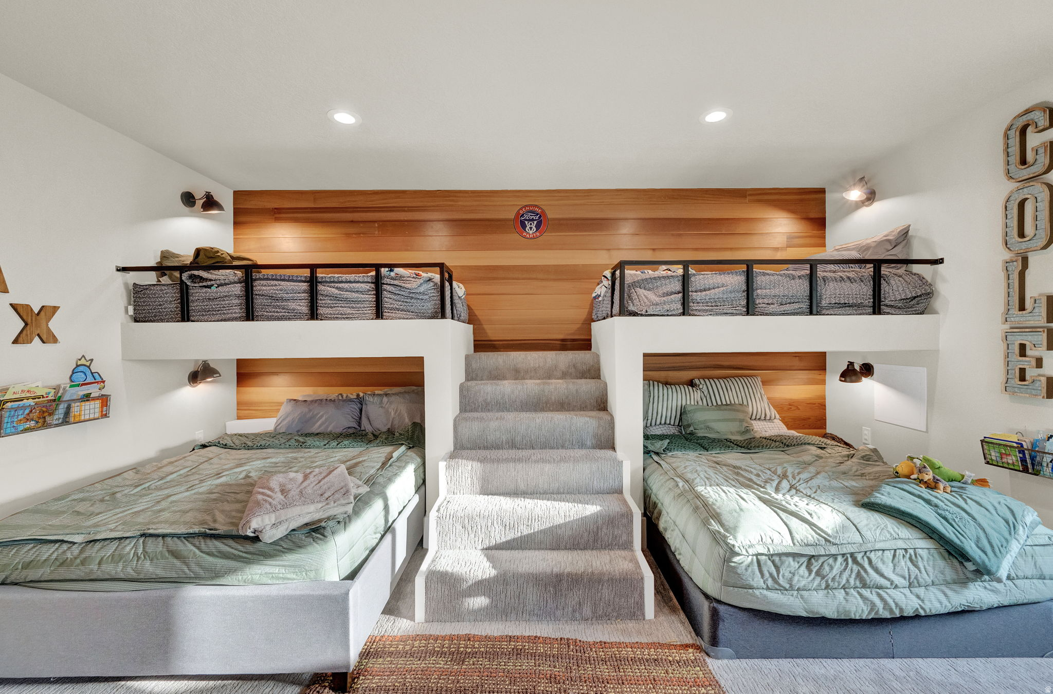 FLINT 2 LOT - Residential