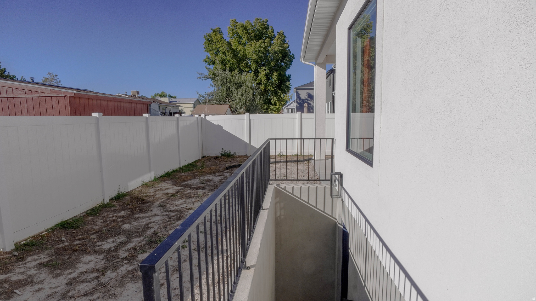 RIVERTON COVE - Residential