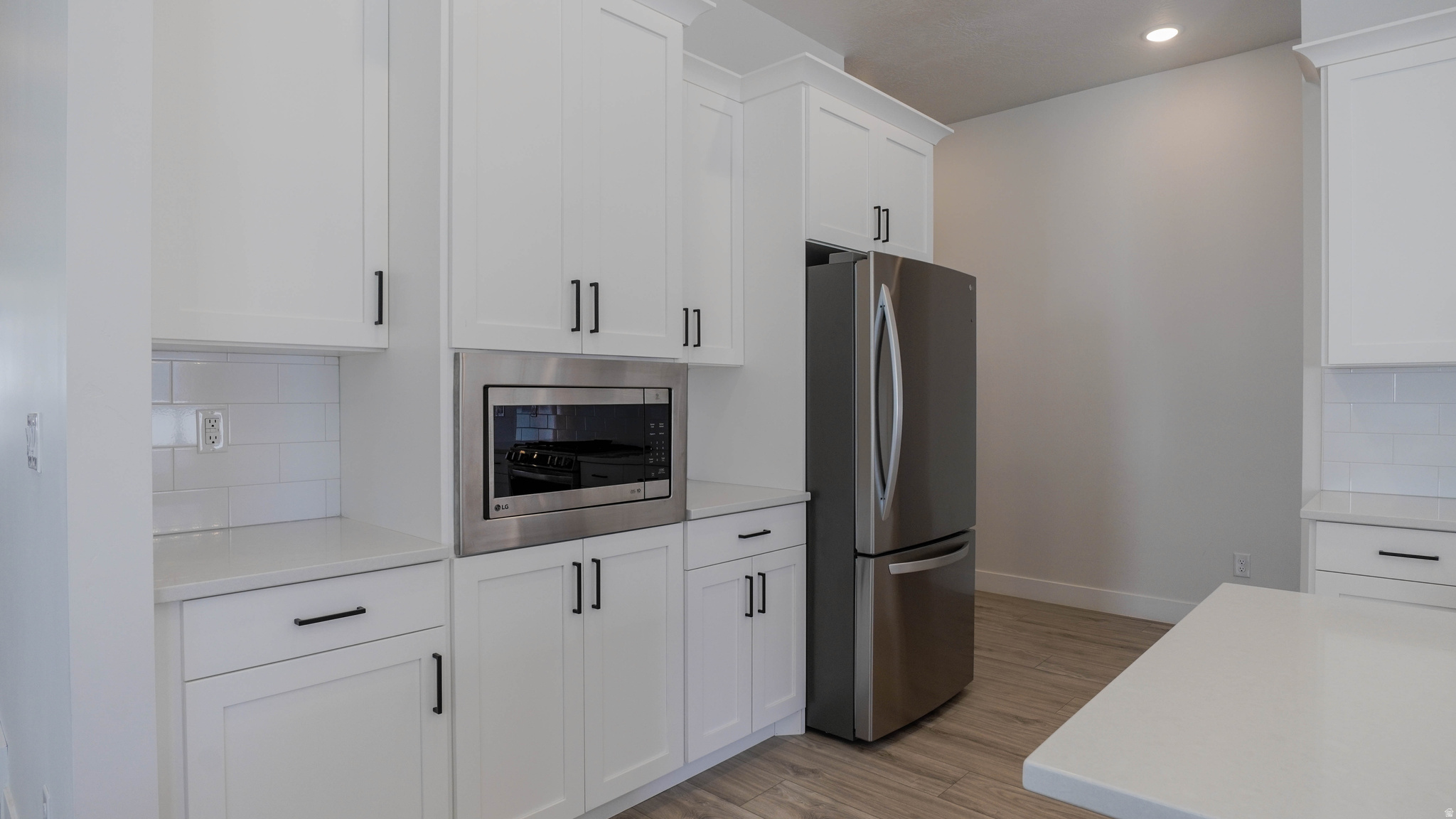 RIVERTON COVE - Residential