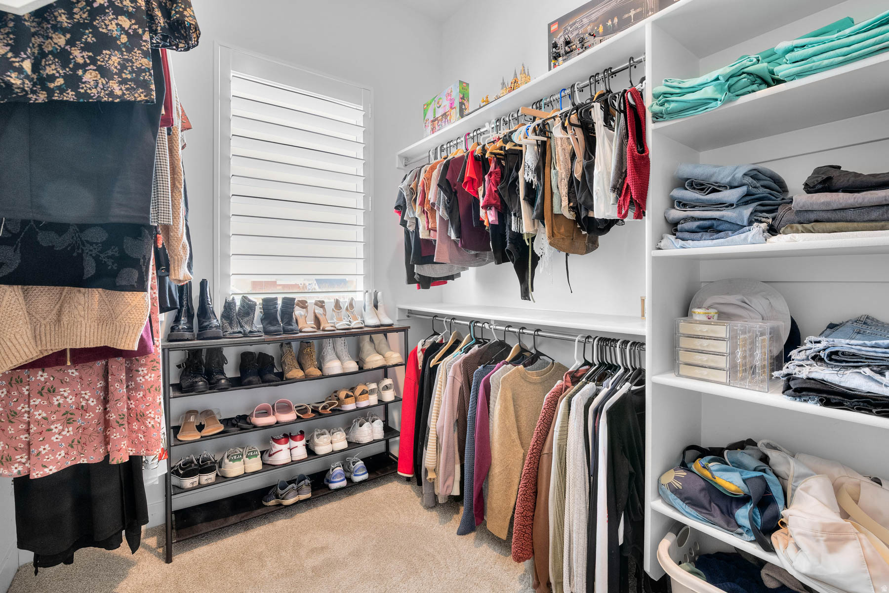 DAYBREAK - Residential