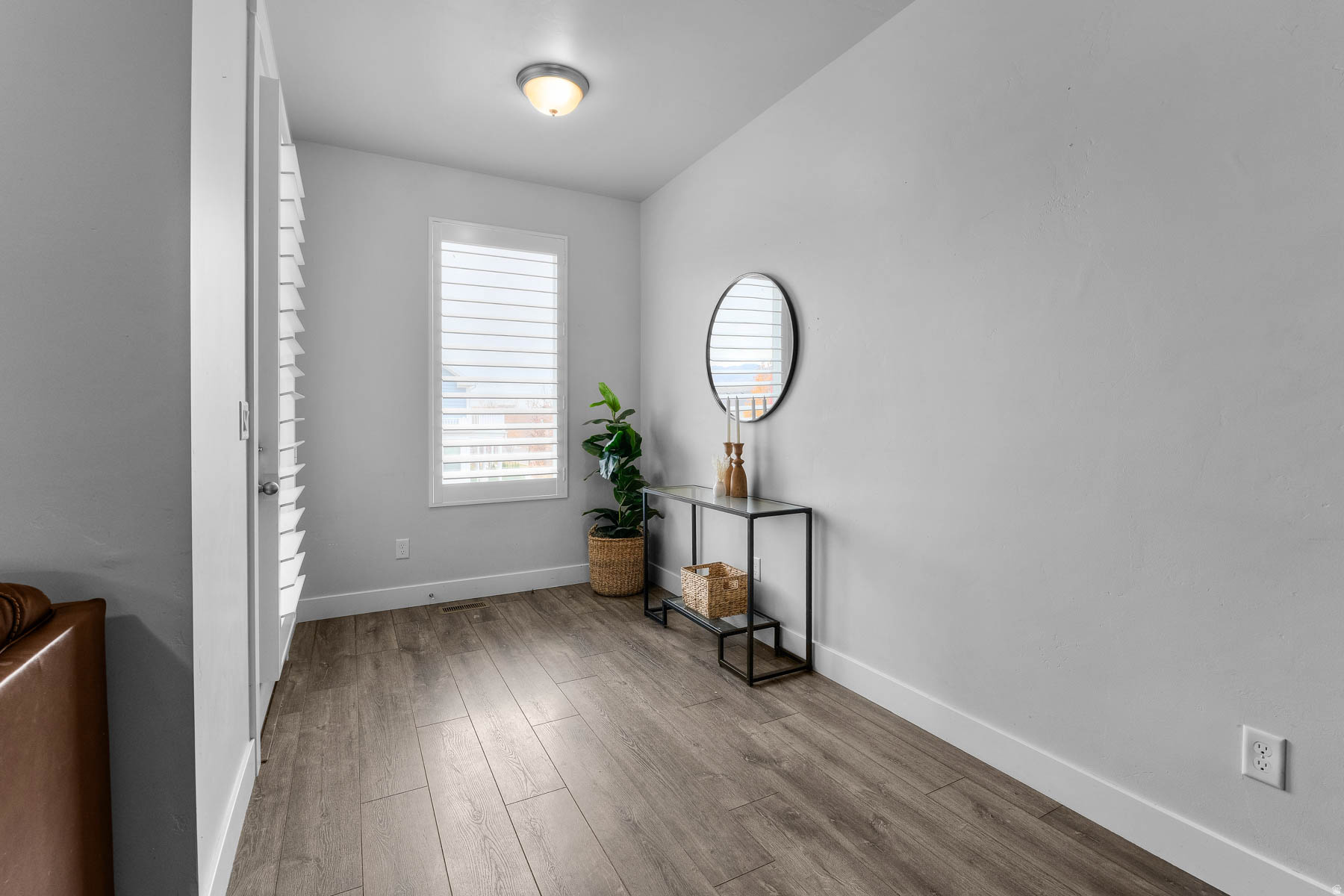 DAYBREAK - Residential