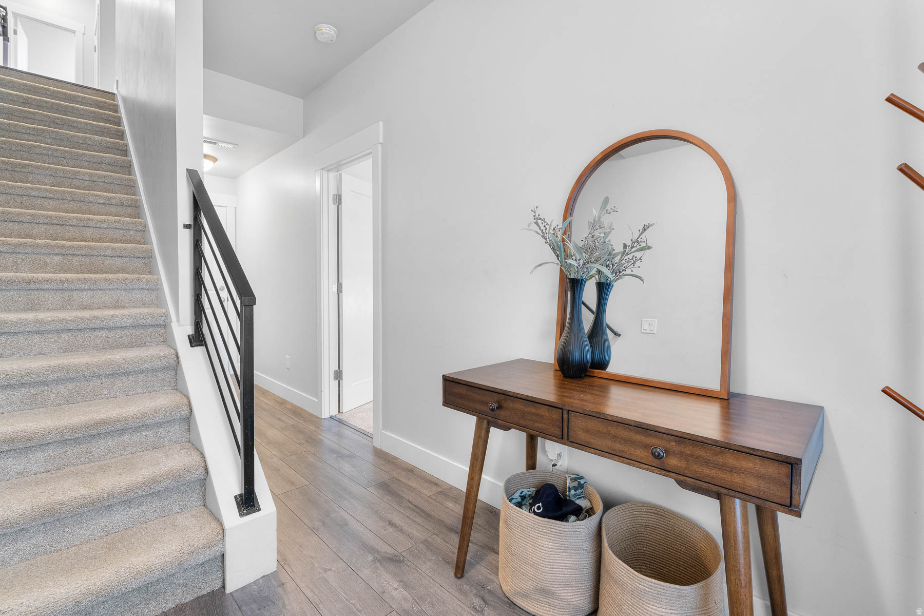 DAYBREAK - Residential