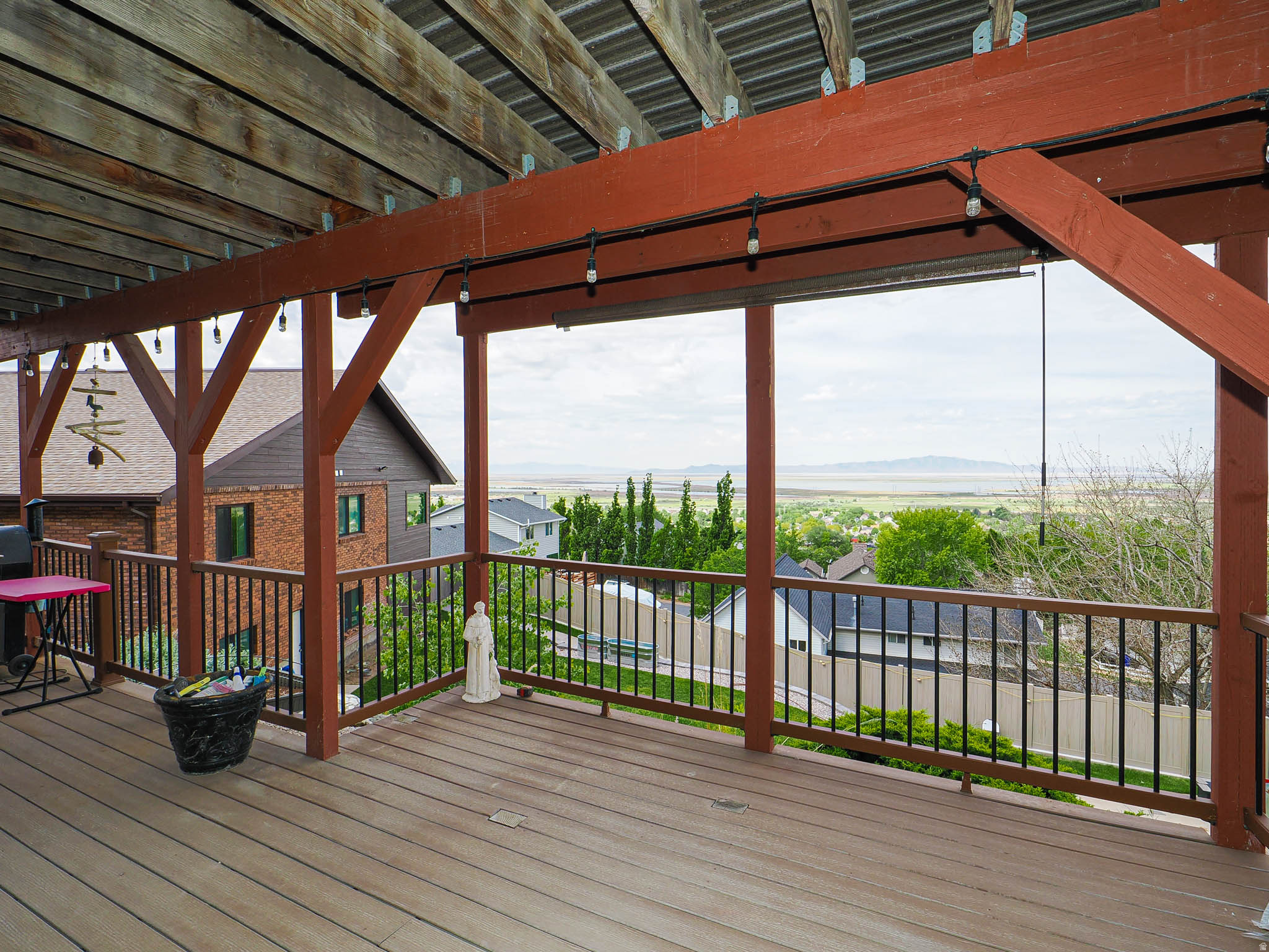 ROLLING HILLS ESTATES SUB - Residential