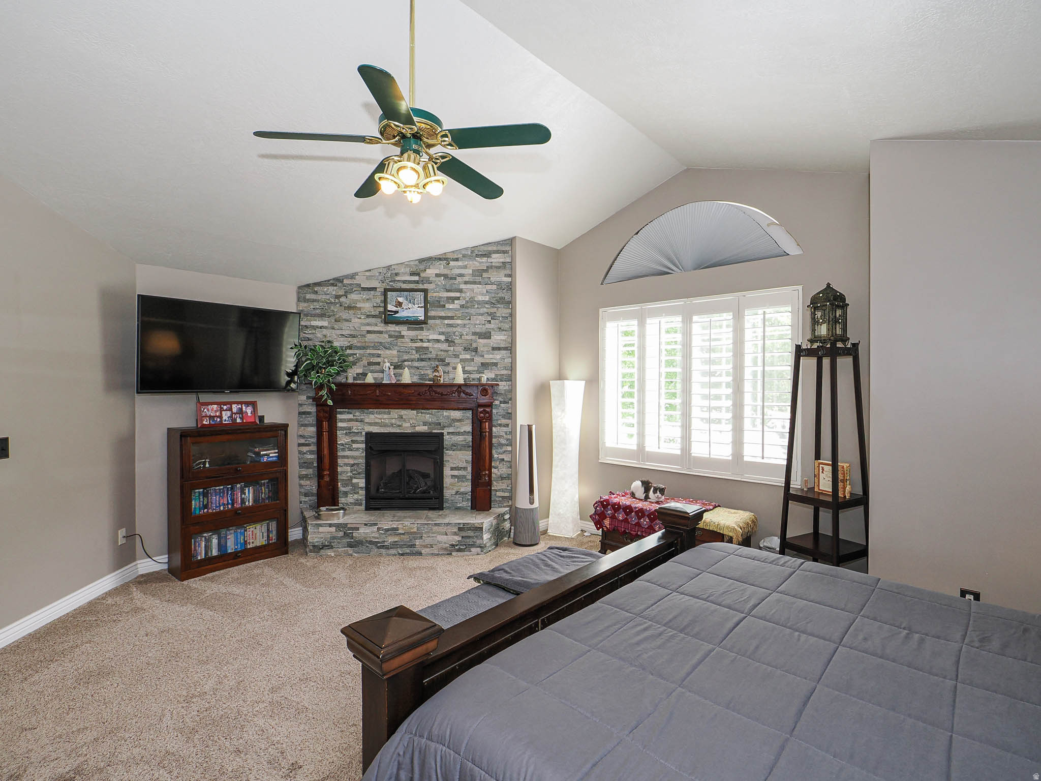 ROLLING HILLS ESTATES SUB - Residential